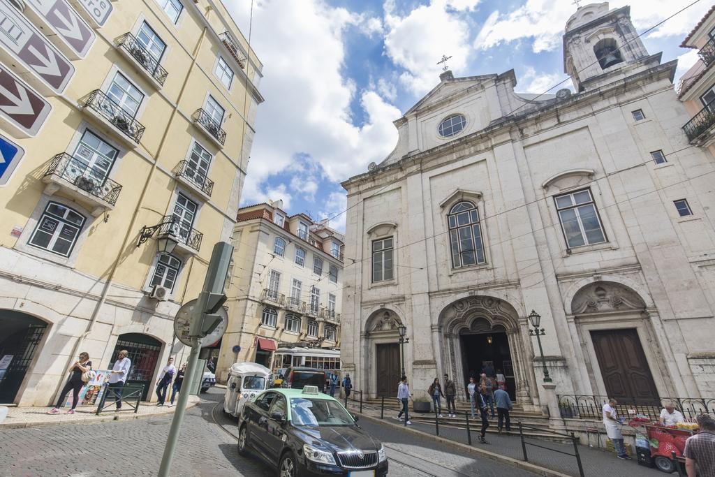 Lovelystay - Downtown Magnificent Flat Лиссабон Экстерьер фото